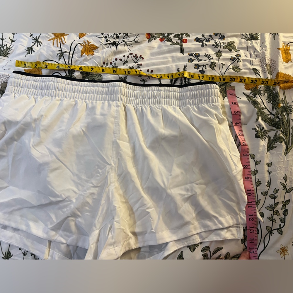 NWT Fabletics Shorts - Picture 4 of 7